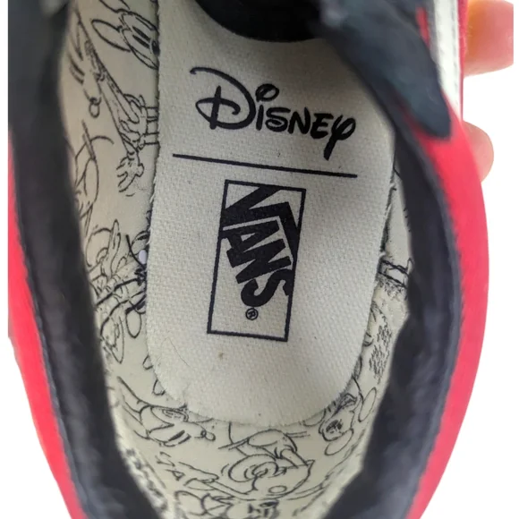 Vans x Disney RARE Mickey Mouse Hug Old School Sneakers NEW Little Kids 12 - Picture 11 of 14
